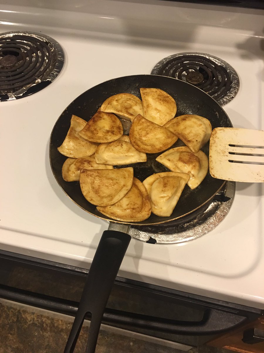 RedCatRob's tweet image. Thank god @Ms_J_Mac can cook , cause I don't think perogies are part of her diet. #cantcook