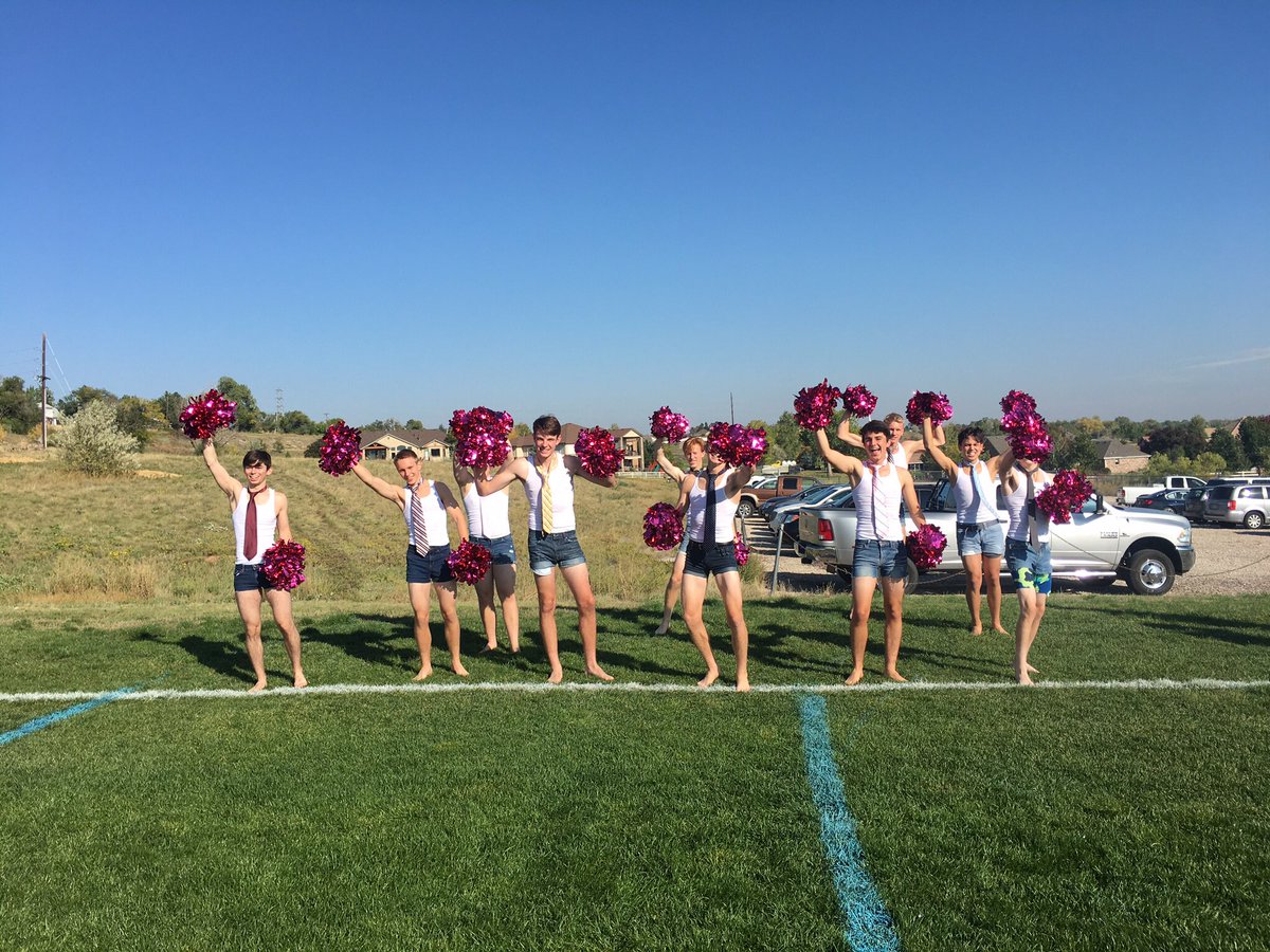 mskulacz's tweet photo. These gentlemen blew me away with their enthusiasm, character, and respect! This is the best group of Man Poms RVHS has ever seen!!! 🕺🏽 https://t.co/po4p194jFH