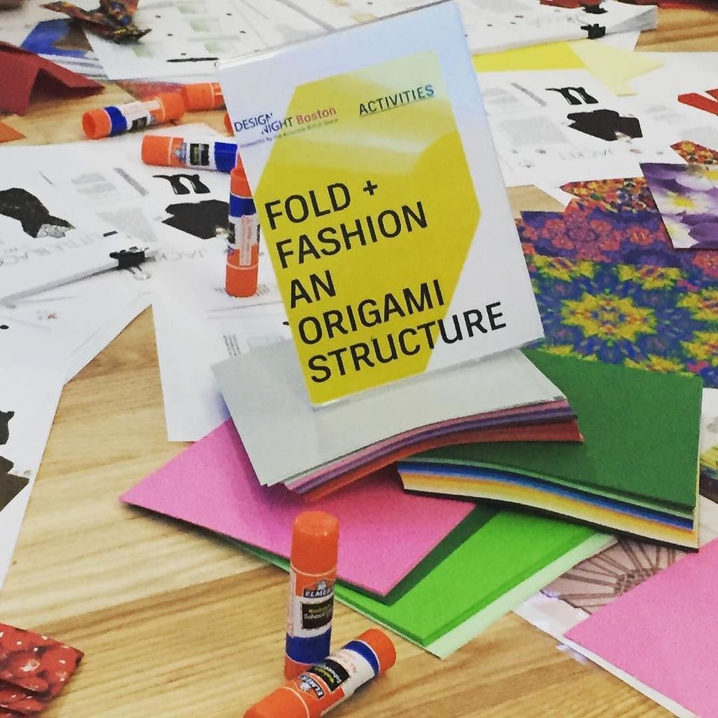 ASKlabsAlberta's tweet image. Creative tech, like totally! So cool to be at @autodesk for a fashion show @an_erin #personalarchitecture #sciart … ift.tt/2xlx7TC