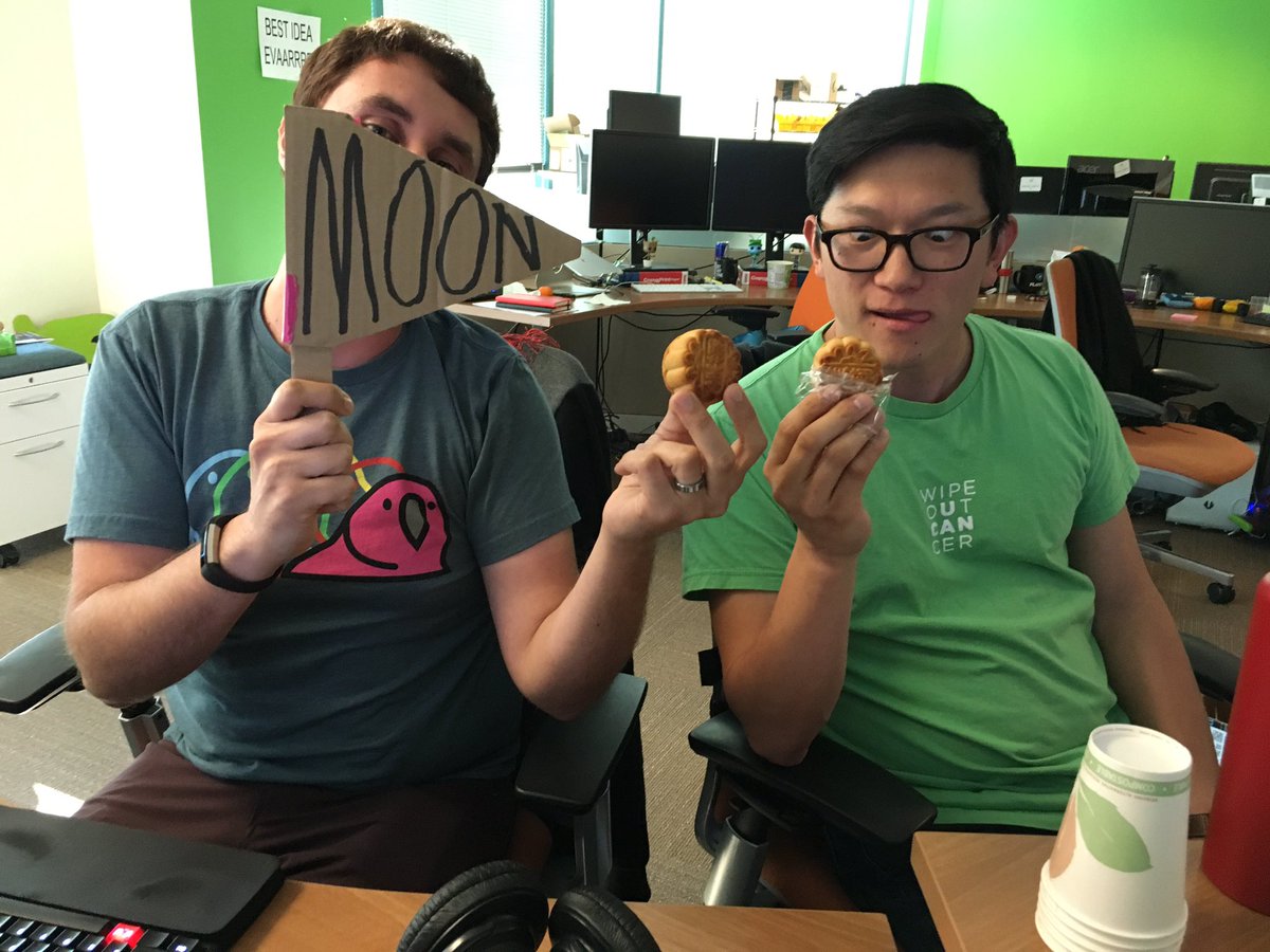 kierpanda's tweet photo. GO MOON! @Zambini845 @druchoy we are eating mooncakes https://t.co/Cb9c6ng44s