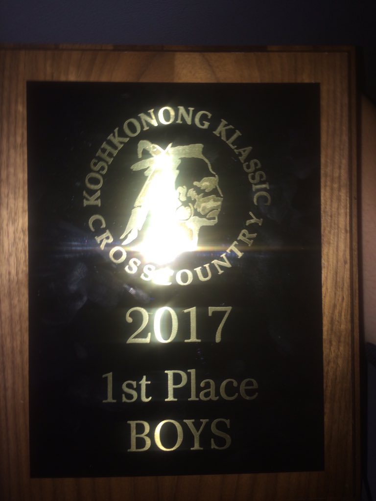 thenewnewmn's tweet photo. @Tylersquishycat @Schwoe09 @ChrisPahnke @JackHowell19 @SMischio54 @Dr_Gunt @TurecekN @SuckMyNick_20 @McFarland_Track Wait, who won Fort??? https://t.co/AdxqxMzW2s