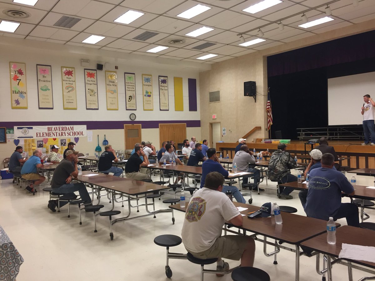 BESLeads's tweet photo. An amazing turnout for our Watchdog Dads kickoff! https://t.co/kE4QBXhb1A