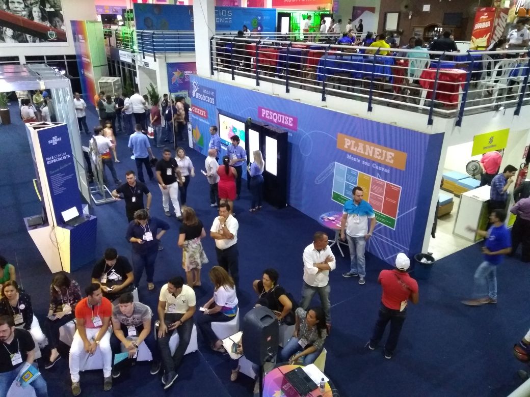 SebraeParaiba's tweet photo. A primeira noite da Feira do Empreendedor está sendo um sucesso! Temos muitos espaços prontos para receber você! #FE2017 #SebraePB https://t.co/3FiHrUAoad