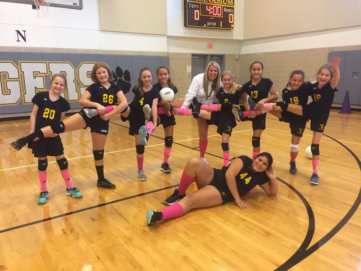 msangwyrick's tweet photo. What an amazing vball season! I loved coaching these 6th grade girls! #GoTigers🐯 https://t.co/FJvVm8mxO5