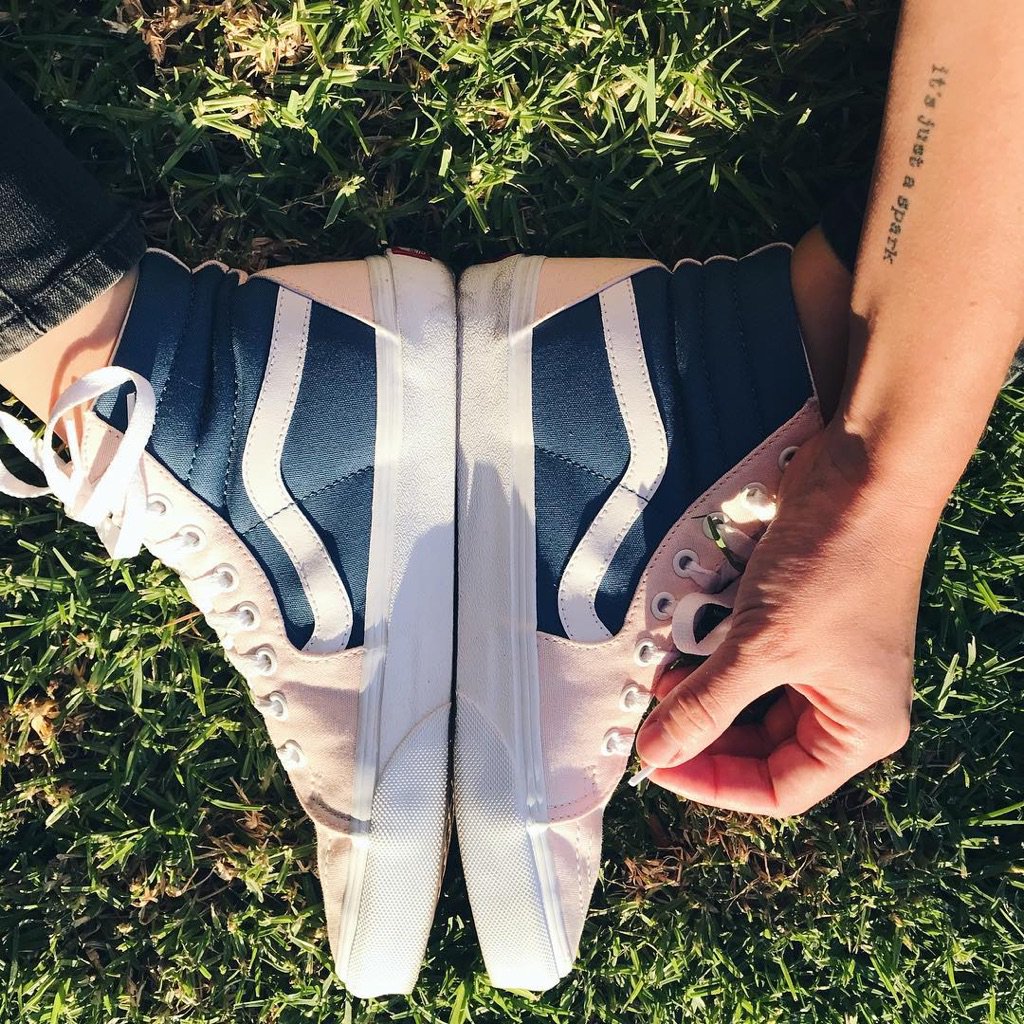 Vans's tweet image. #VansCustoms by @SaraScoggs. Design your own pair, made just for you at vans.com/customs