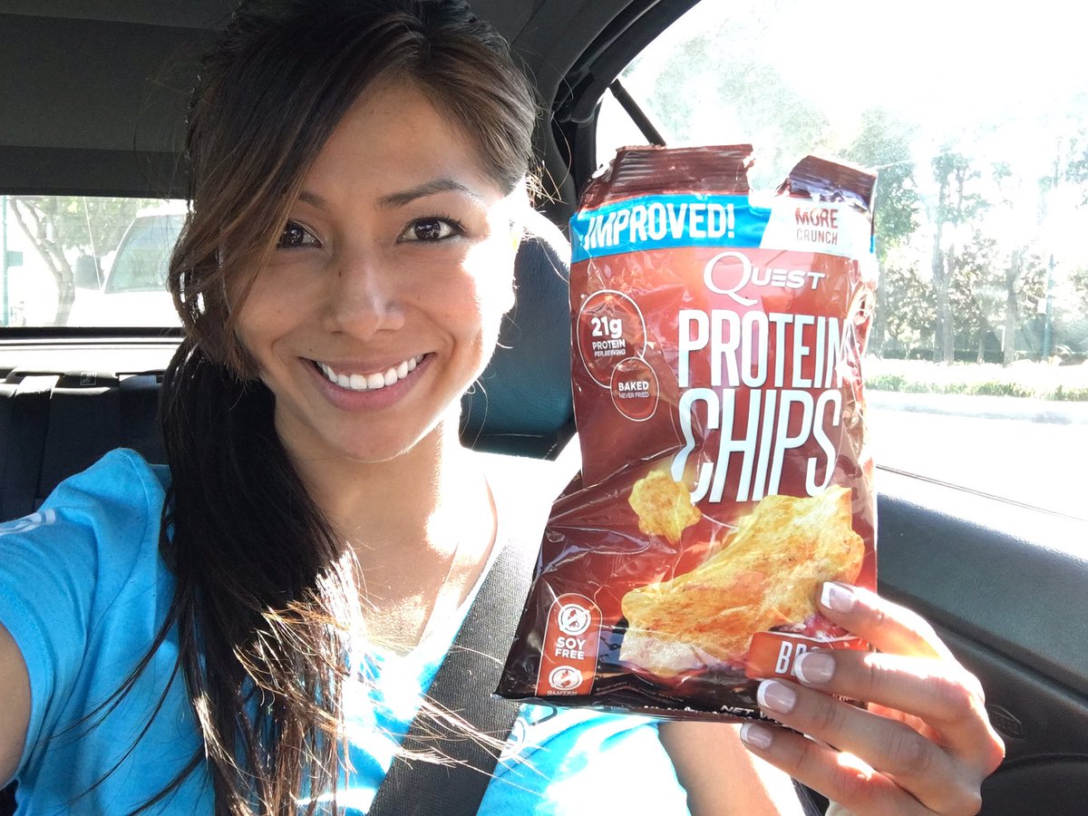 IrongirlNadia's tweet photo. 130 Cal/ bag with 21g protein not made from potatoes. #proteinchips #questnutrition #crunchclean https://t.co/IG1zp6vbSA