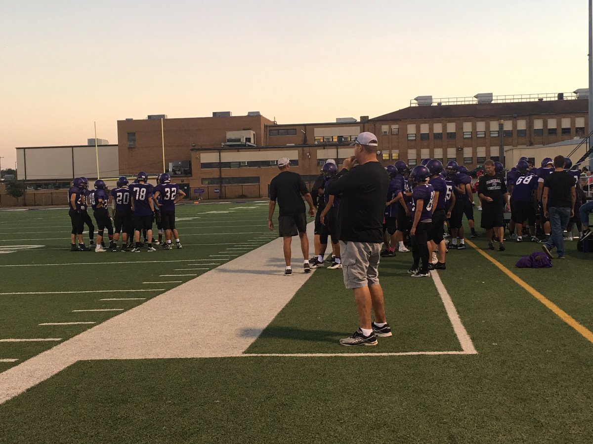 TracySmith80's tweet photo. Want to see 💜? These kids are amazing! #neverquit #PaschalProud https://t.co/vzfig7Y9R6