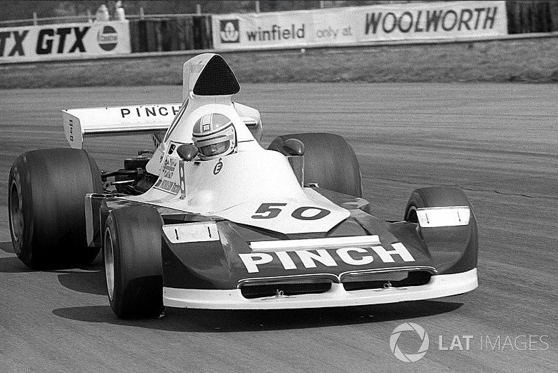 Carhack89's tweet photo. #F1 #Formula1 #OnThisDay #OTD #TalDiaComoHoy
6 OCT
John Nicholson † 🇳🇿 (Chassis #Lyncar 006 '74-'75 GP GBR Only) Born 76 years ago today. https://t.co/TV8RdWXmO3