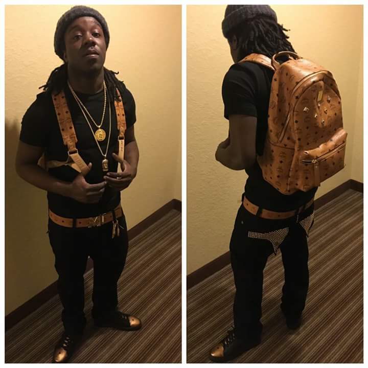 AyoBliss_WNYCty's tweet photo. 🚨🚨 Tomorrow night🚨🚨 #ProjectBankroll 💰💰 #StripteaseEdition 🎥🎥 and we got the big homie #GBMG FAT YOUNGIN fallin through #TCHC2k17 #WNYCty. https://t.co/JJv0buGuYR