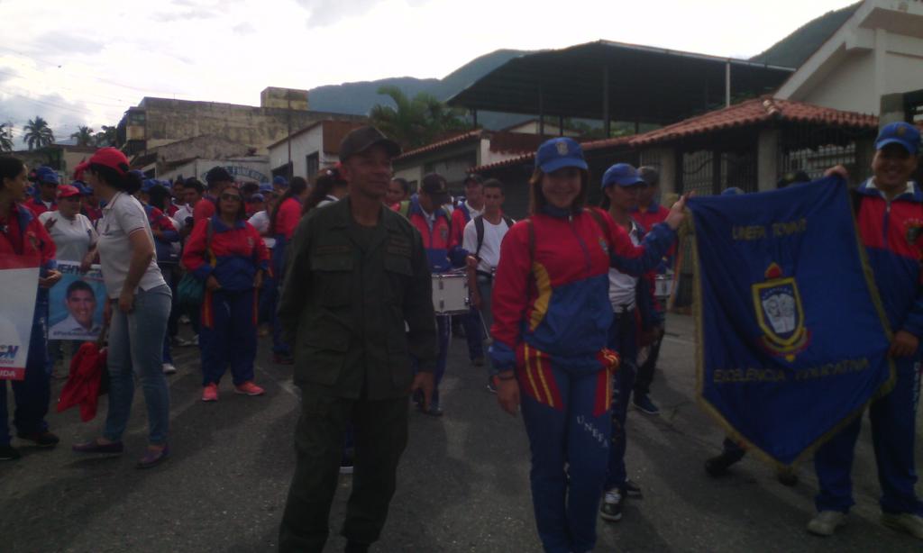 ilemorenom's tweet photo. La Ext. Tovar del #NucleoMerida estuvo presente en la Gran Marcha rumbo a la victoria de   @JEHYSONGUZMAN  en Tovar @Neriogalban1 @unefa_ve https://t.co/XWXBqr8i05