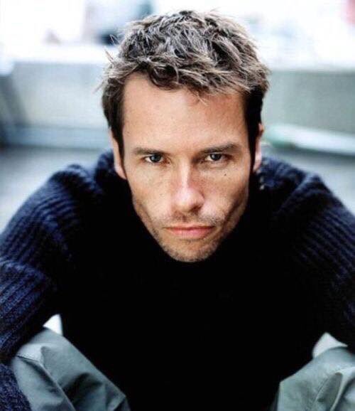 Happy birthday Guy Pearce! 