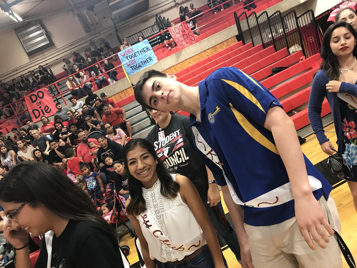 #HoCo2017 #HHS #Parade #Reps