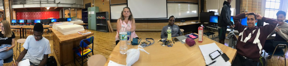 BTHSNSBE's tweet photo. work is being done by the NSBE BTHS eboard! https://t.co/fb5mETBpJ2