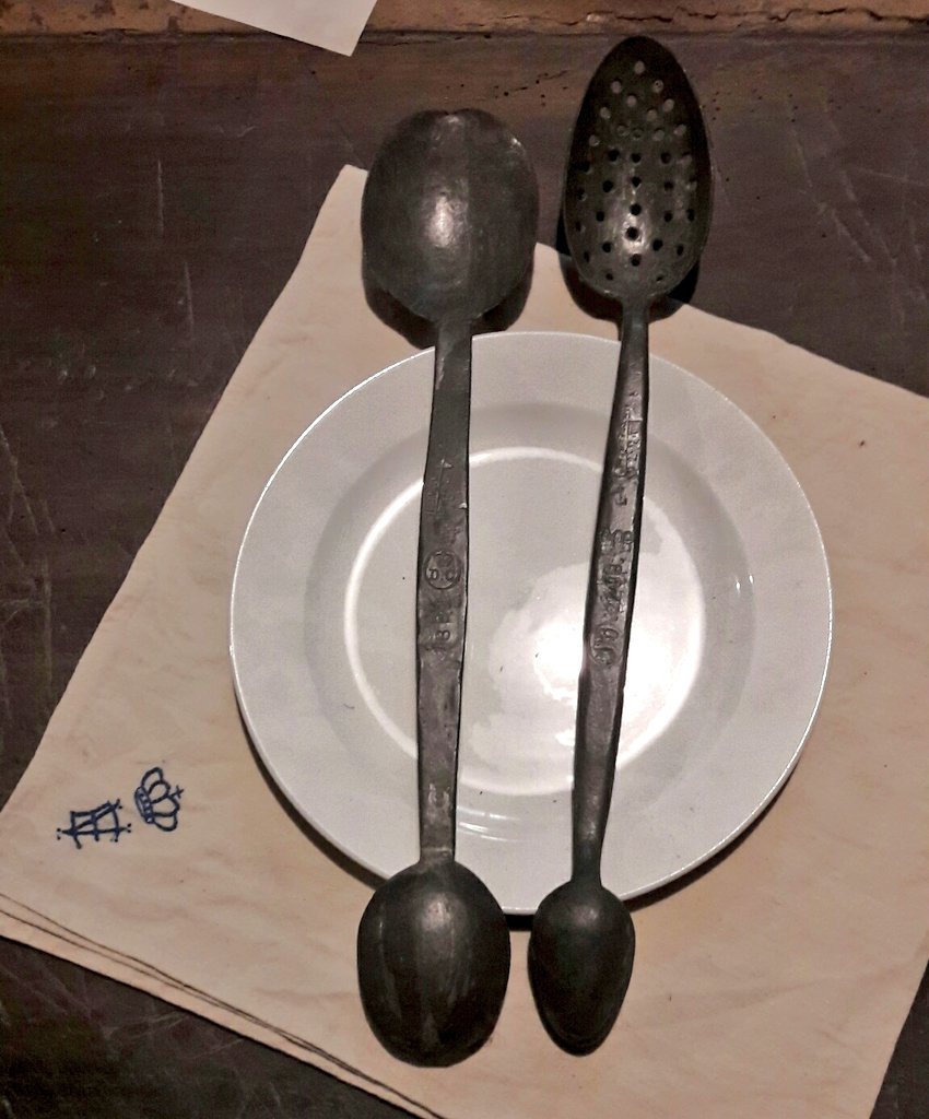 MuseiRealiTo's tweet photo. 06/10 ultimo appuntamento 2017 con #realedisera visite guidate, incursioni teatrali e apertura Cucine Reali
http:// https://t.co/CQOCWcSwfr https://t.co/PUrjiwpnL3