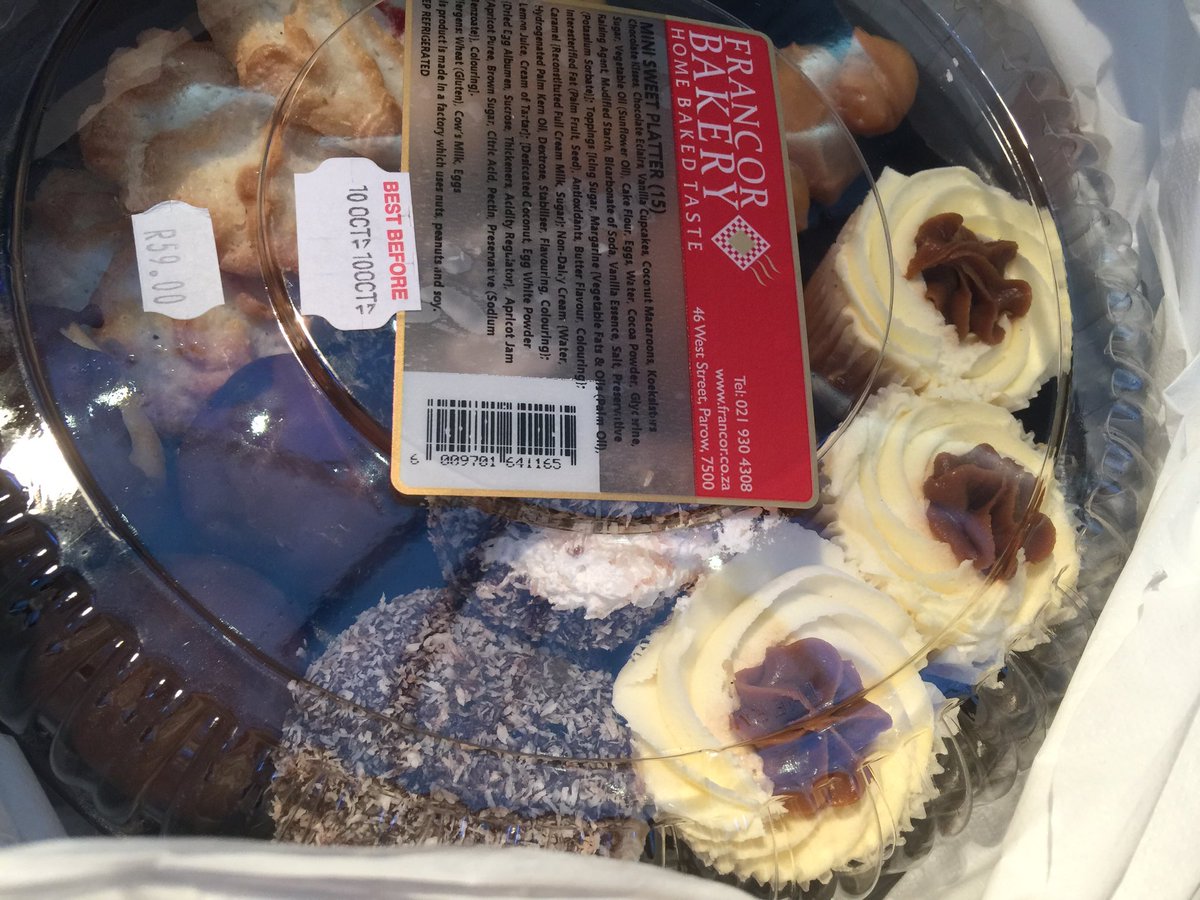 Tygerberg104fm's tweet photo. Thanks @francorbakery for the spoils. #VREESloos2017 https://t.co/vk8WjR8RN1
