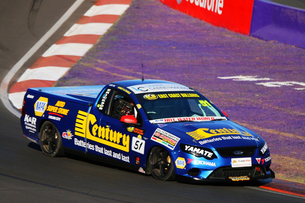 SlidewaysAus's tweet image. PHOTOS! Friday #V8Utes #Bathurst1000 Race @MaximMotorsport  &amp;gt;&amp;gt; bit.ly/2ggcMcL #slideways #gokarting