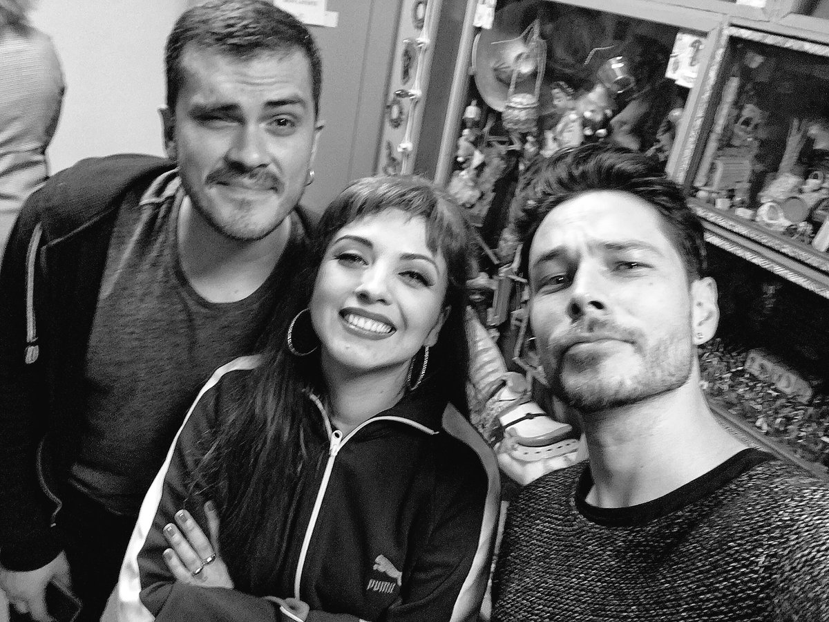 soyjuansolo's tweet photo. Todavía estoy emocionado por esta noche sobre el escenario del @AuditorioMx junto a @monlaferte... ¡Qué gran experiencia! 👌🏼😎 https://t.co/CNVXC0UP4G