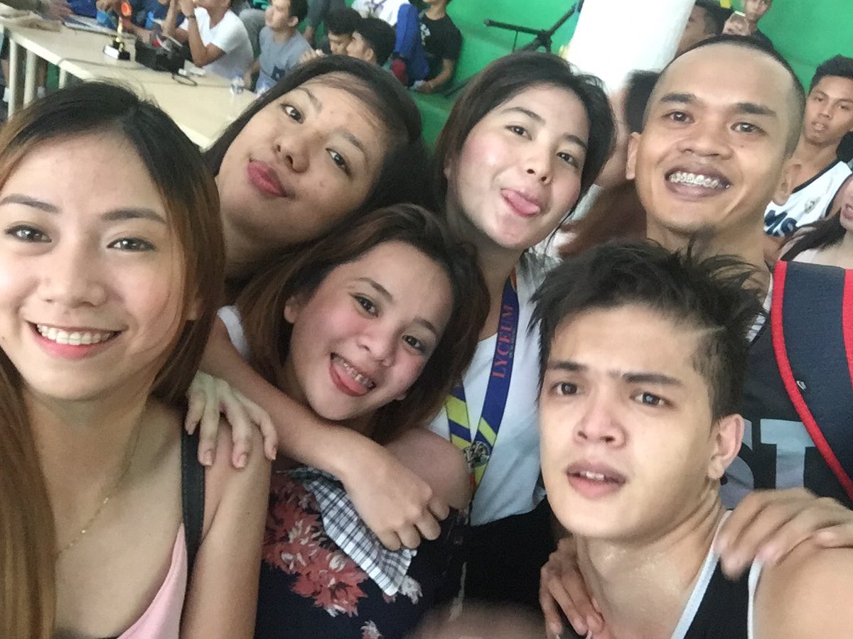 sheyyortega's tweet image. congrats to these guys 💕 ola bongga #backtobackchamp