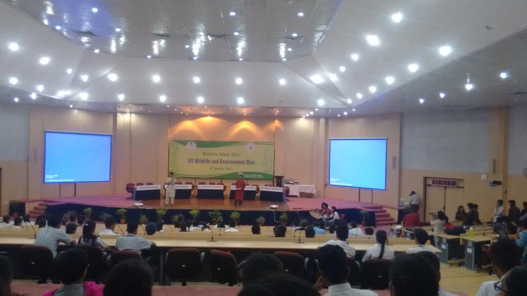 CL_akanksha's tweet photo. 15th #WII Wildlife Week Quiz underway at the Institute!!
#wildlifeweek #quizquizquiz https://t.co/Ny7OJ3bVxW