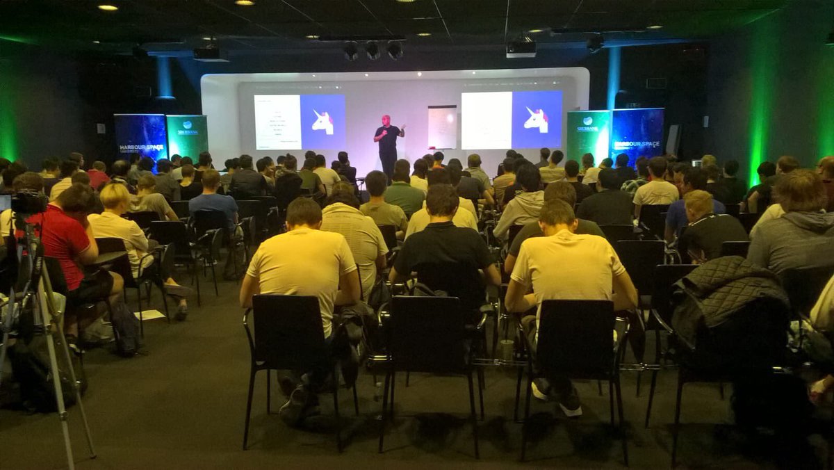 Eacondal's tweet image. Finalitzades les jornades de programació al MediaTic @Harbour_Space Second Hello #DevOps #ACMICPC #BCNtech #audiovisuals #llums #wifi