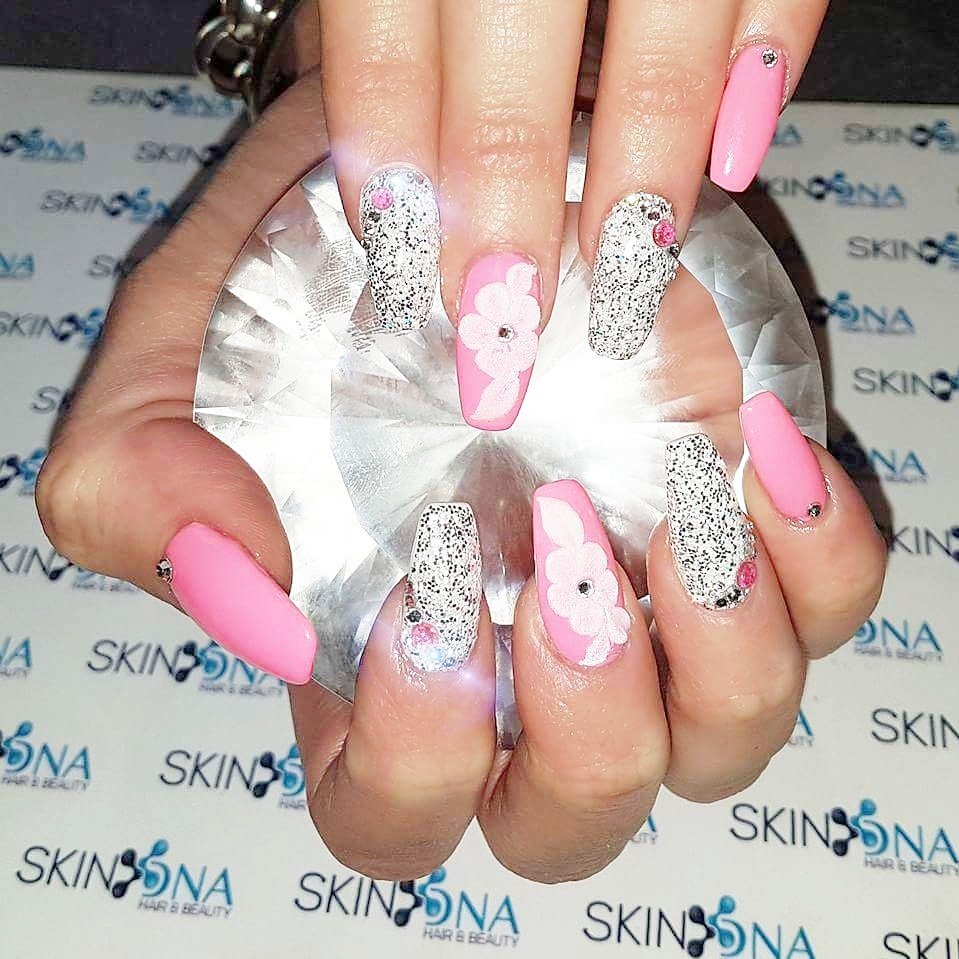 Skin_DNA's tweet photo. We love Nails
#Acrylic #gel #nails #nailart #qdnails #qd #youngnails #biosculpture #gelit #Skin_DNAnails #Skin_DNApretoria #Skin_DNA https://t.co/sTnv5ljC76