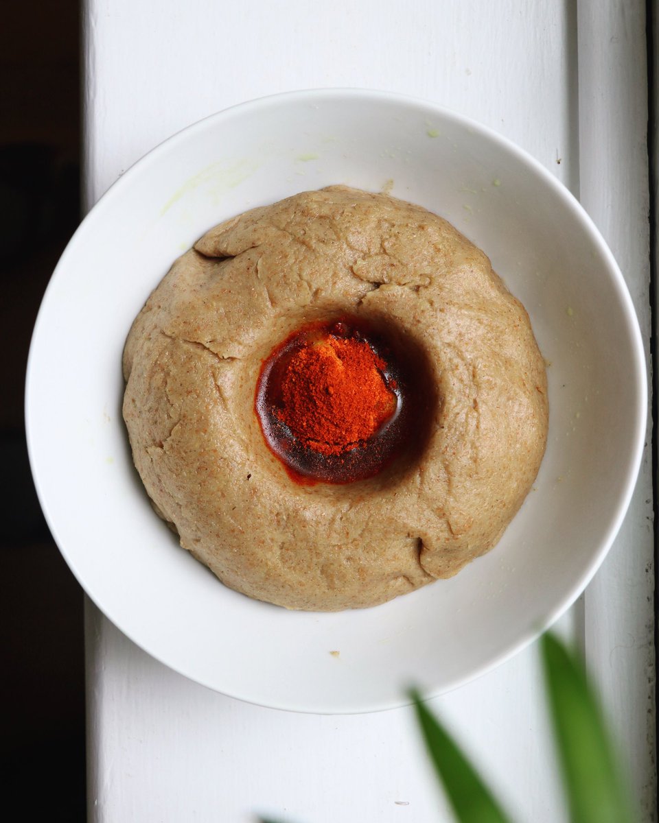 nayokaoware's tweet photo. 👅 DELECTABLE!!! Helen, founder of #ethiopianfoodiee telling us on @abnradiouk how to make #Genfo #Ethiopia #Ga'at  #Eritrea @ABNTelevision https://t.co/GdBYuEVE0y