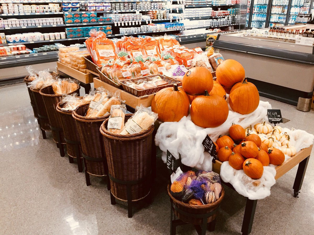 nick_curnutt's tweet image. Fresh and Full at 0876 Grapevine,Tx Target! Come check out our SWEET deals in food for our mid week sale! @rae1821 @cshelm @Target