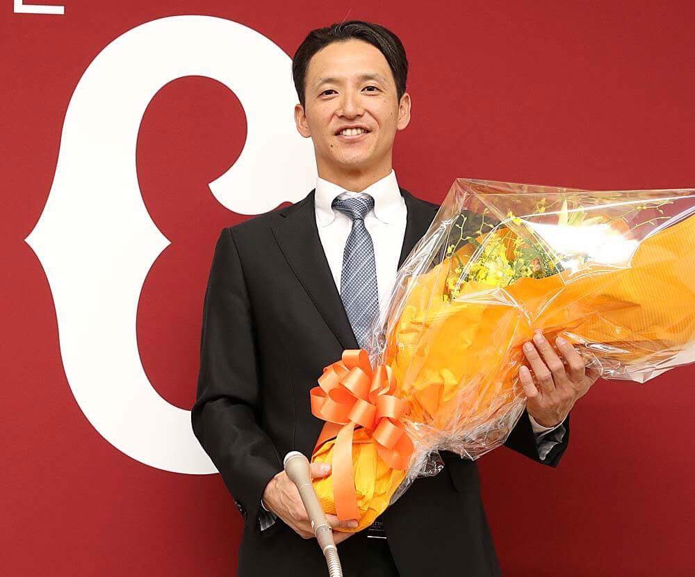 松本哲也 選手が11年間の現役生活にピリオドを打つことを決意。先ほど