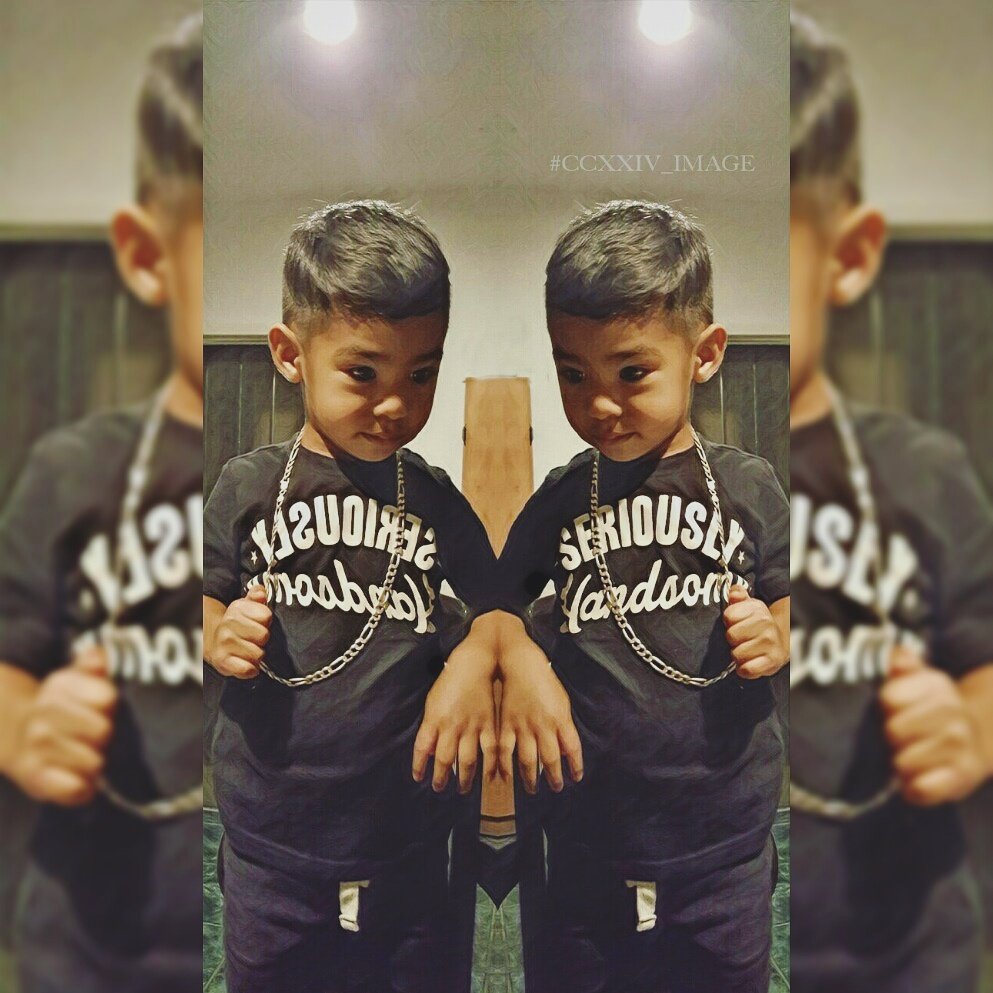 2wo2wentyfo4r's tweet photo. #SeriouslyHandsome, #UMadCuzImStylingOnU. 
#MyBoogie #ProudDad #BoogieRules #BoogiesWorld @ValleyGurlOne https://t.co/otJCcaEpqe