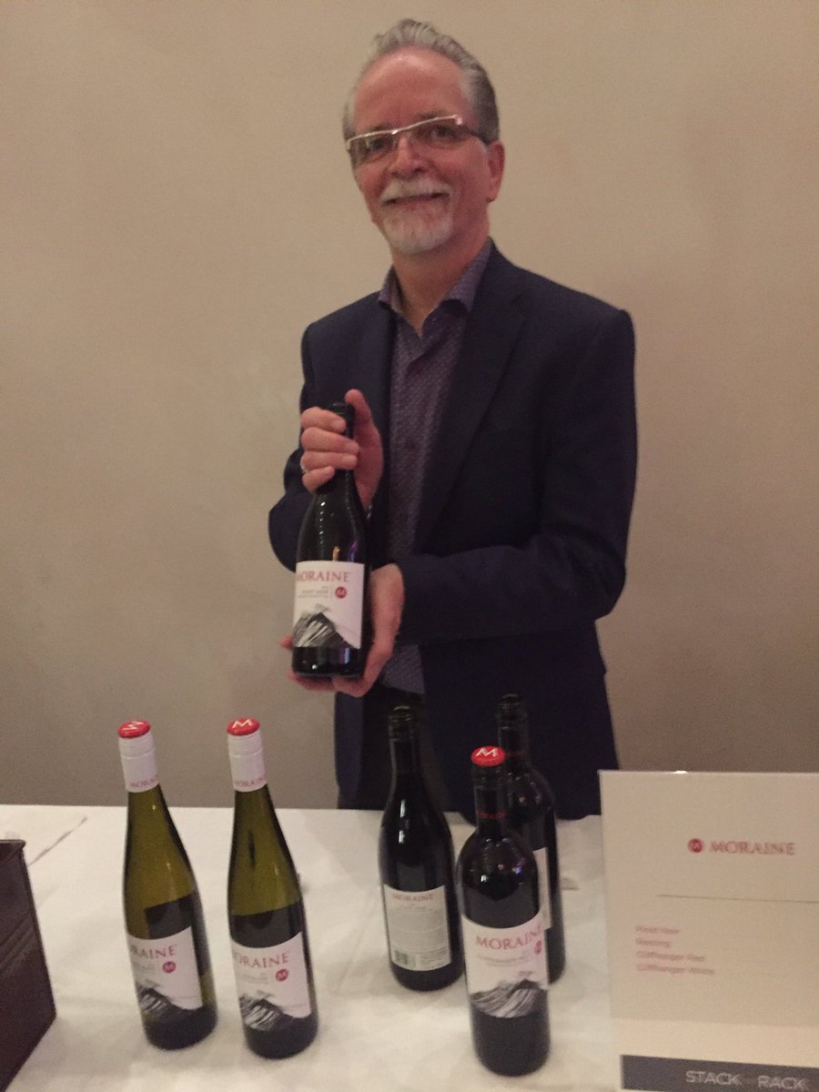 RonWilsonVan's tweet photo. Thanks to @BodegaArgento @BlastedChurch @HowlingBluff @MoraineWinery for beautiful #wine at last nights #StacktheRack for @QMUNITY 🏳️‍🌈 https://t.co/988tNanAxP
