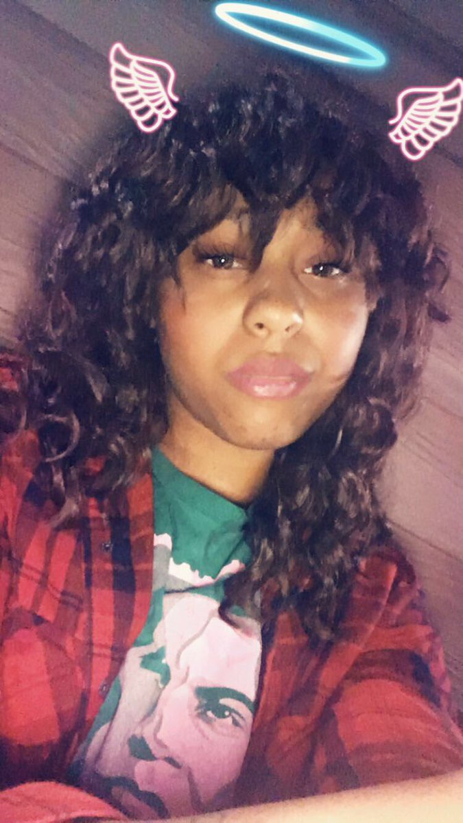 itsmoebitch__'s tweet photo. My lips though 💋 https://t.co/B9M8g1k0Ea