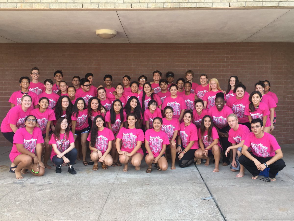 swim_cylakes's tweet photo. Great job tonight Spartans! #PinkOut https://t.co/7ilfyx12z6