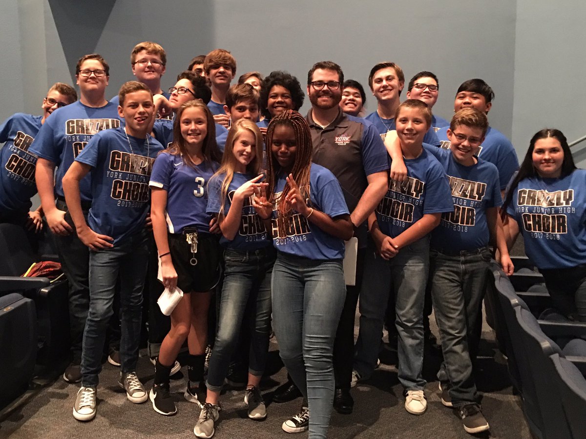 tkoehnle's tweet photo. ❤️ Our Grizzly Choir! They sound terrific!!! https://t.co/nhelg1TyfW