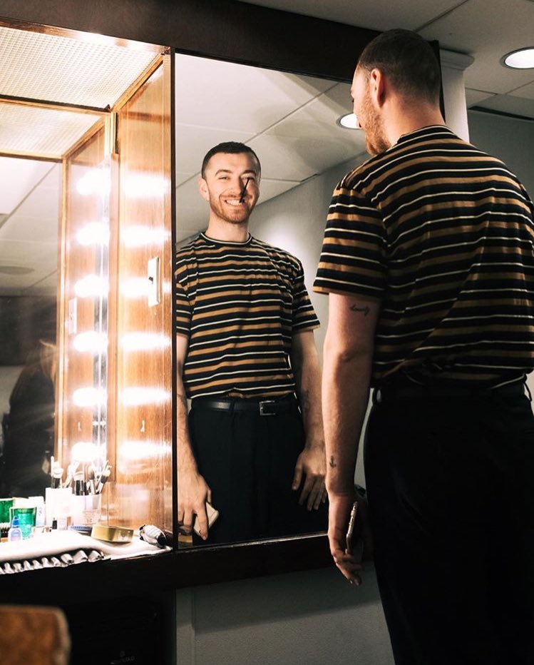 samsmithfeed's tweet photo. #SamSmithOnSNL (1/3) || @samsmithworld https://t.co/hQrQ78Azxl