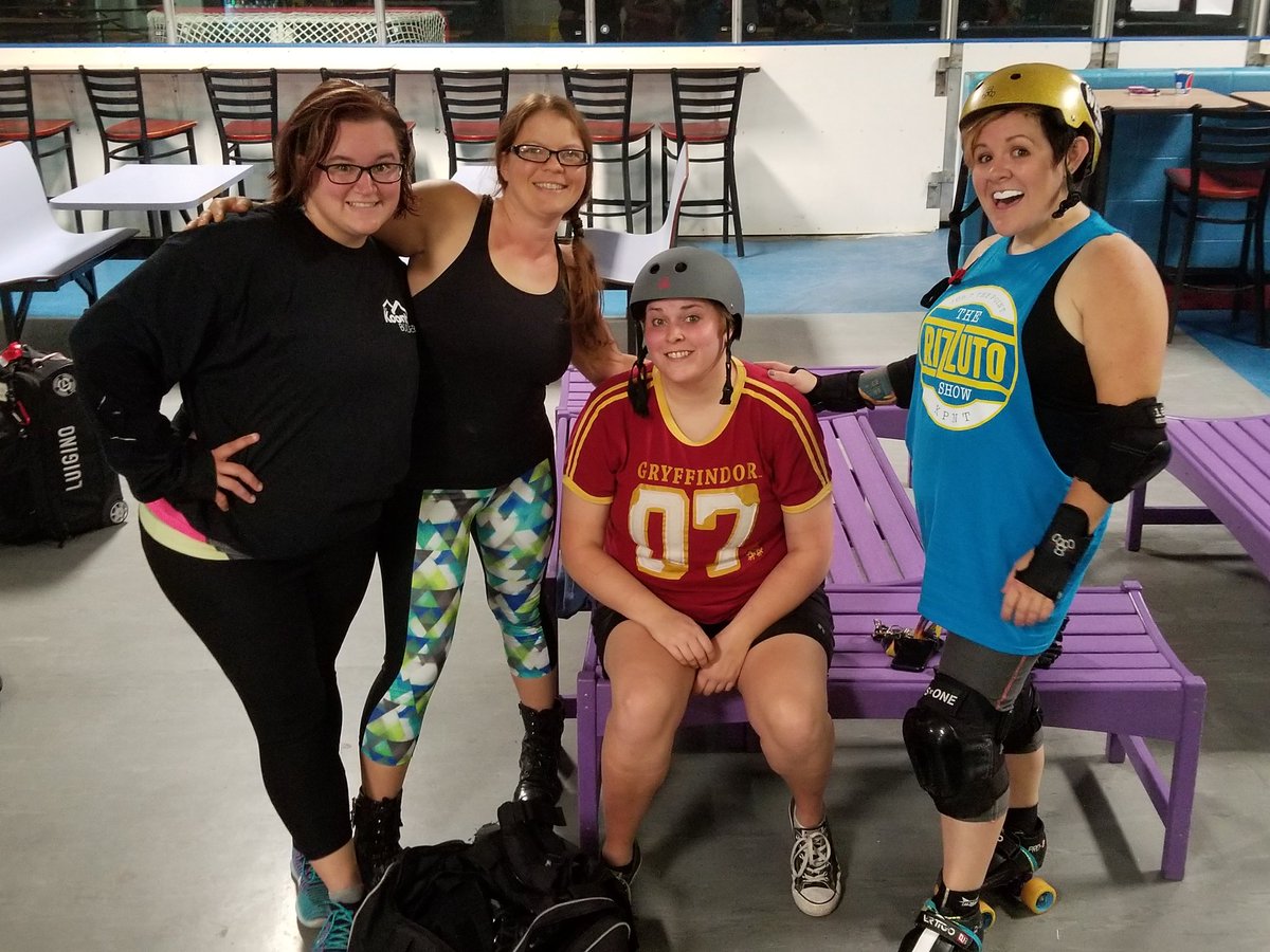 SCDerbyChix's tweet photo. Welcome our new fresh meat to SCDC! Looking forward to seeing their progress #brusier #jk https://t.co/D9INxpM6KA