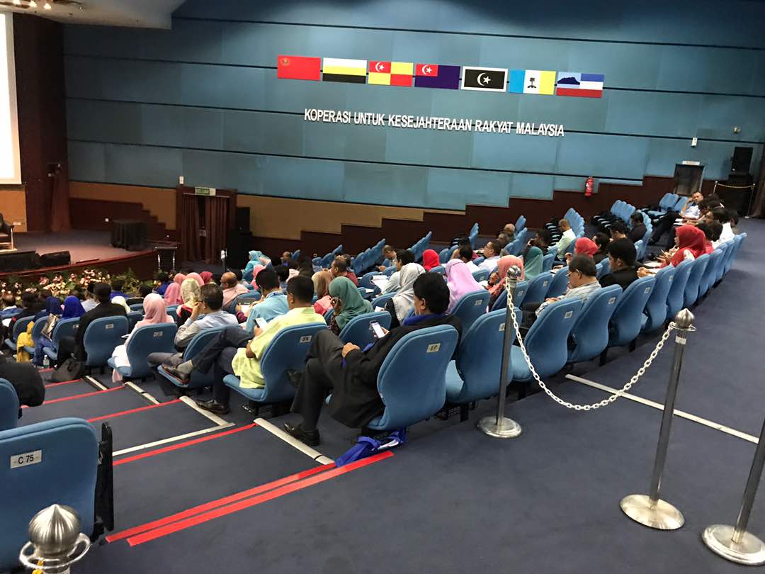 MaccopsAngkasa's tweet photo. MAJLIS TAKLIMAT PEMPAMER SEKTOR DAN SYARIKAT KARNIVAL MACCOPS 2017 SEDANG BERLANGSUNG DI AUDITORIUM ANGKASA #maccops2017 #maccops #angkasa https://t.co/dukwlaUUZz