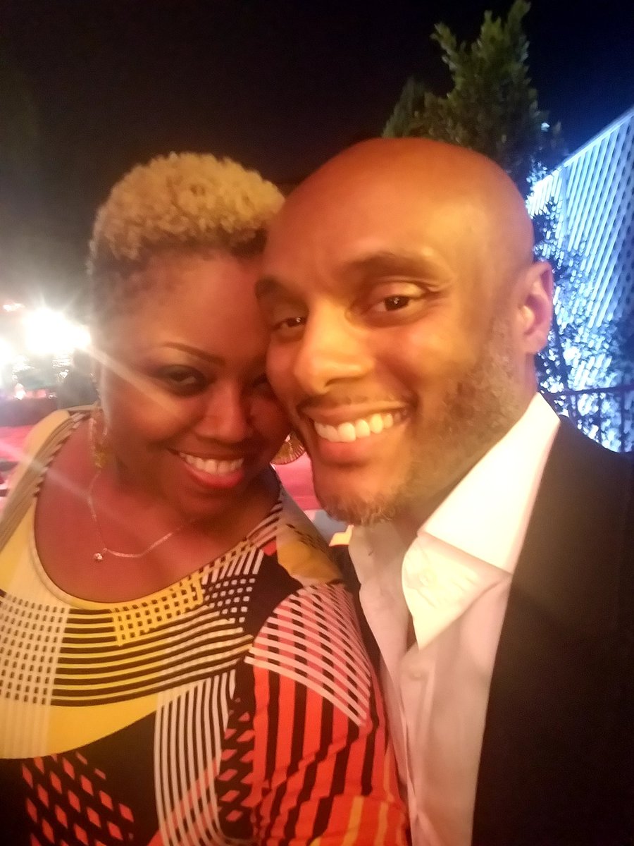 WaylynnPitts's tweet photo. #llfawards2017 @kennylattimore https://t.co/BC33f6iYJI