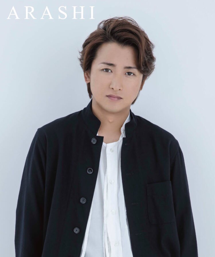 嵐 NEWアー写 個人① 大野智 二宮和也 櫻井翔