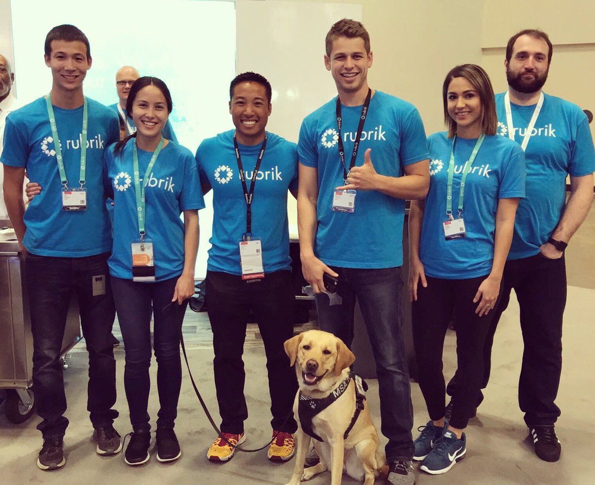 tommytvan's tweet photo. @rubrikInc squad’s personal explosive detection pup @oracle OpenWorld! #briksquad #rufflife https://t.co/1wrYaAiJ8W