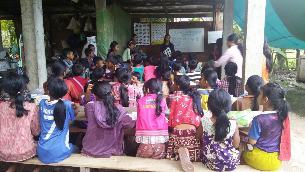 vaneklem's tweet photo. To celebrate World Teachers' Day, we would to extend our deepest thanks to every teacher around the globe. #teachers #teaching #visiontrust https://t.co/xOLdRUgs8H