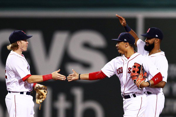 OPSN_MLB's tweet photo. Boston Red Sox: Chris Young added to ALDS roster due to injury https://t.co/Z4BKJdD866 https://t.co/2Kwwk4cHQE