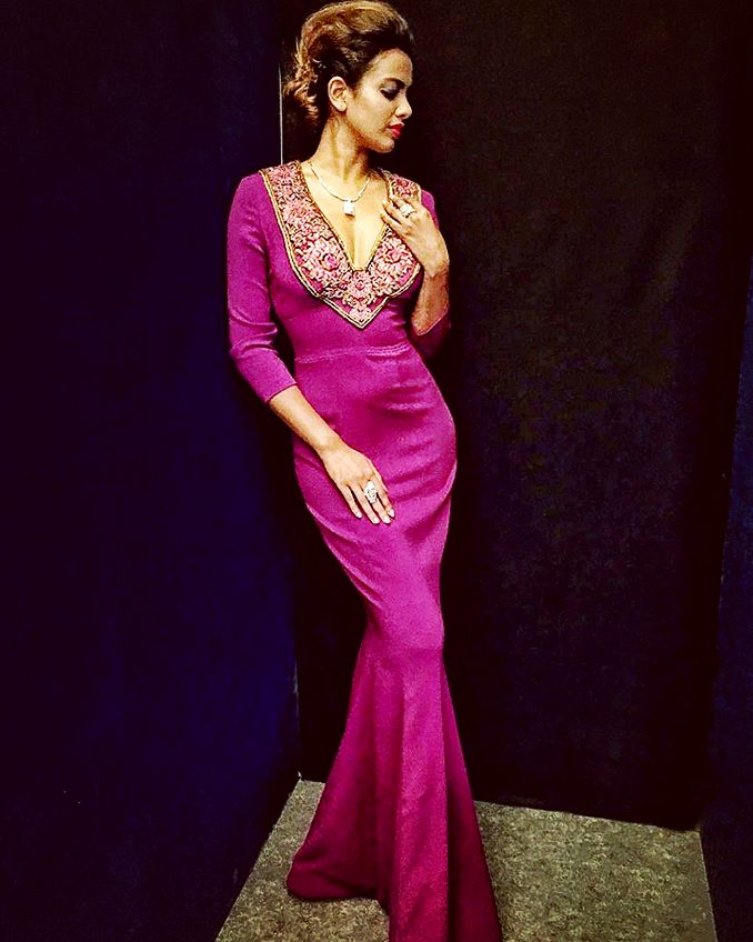 RathiMenon's tweet photo. Feeling the feminine glamour in Farah Angsana's Latest collection
💖💖💖
#jeweluxe #upfrontmodels #farahangsana #Backstage https://t.co/NLZb8MCipd
