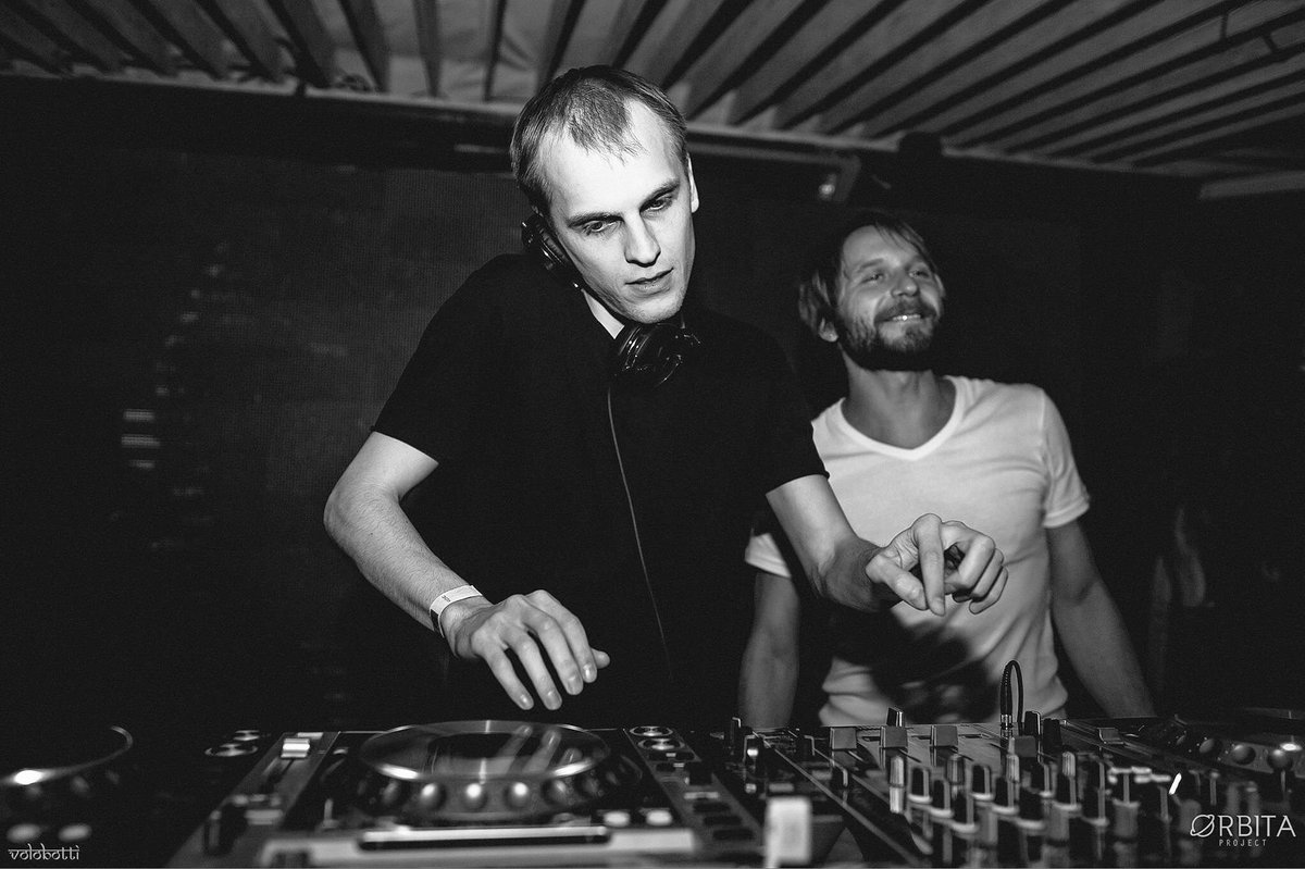 djdennisfrost's tweet photo. Tonight i spin in #MandarinCombustible on Lubyanka. Trip Hop, Funk & Downtempo from 9pm till 3am.
#Soulmakers... https://t.co/Ujtebh83V5