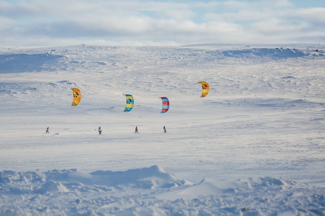 2018 год обещает быть очень насыщенным на выездные кайт школы от Surf-point.Тундра в марте, Камчатка в апреле, Крым на майские и в сентябре.