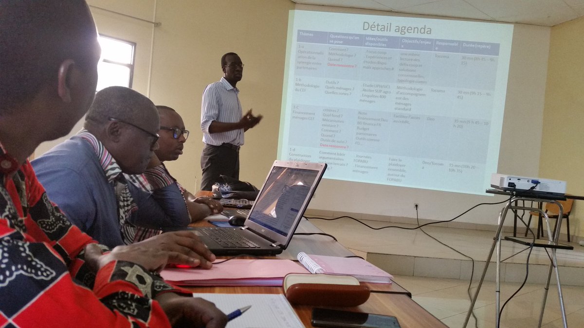 Horamama_Dg's tweet photo. Réunion du comité de pilotage des organisations qui appuient les cooperati es au Burundi https://t.co/s8WDdaAn7O