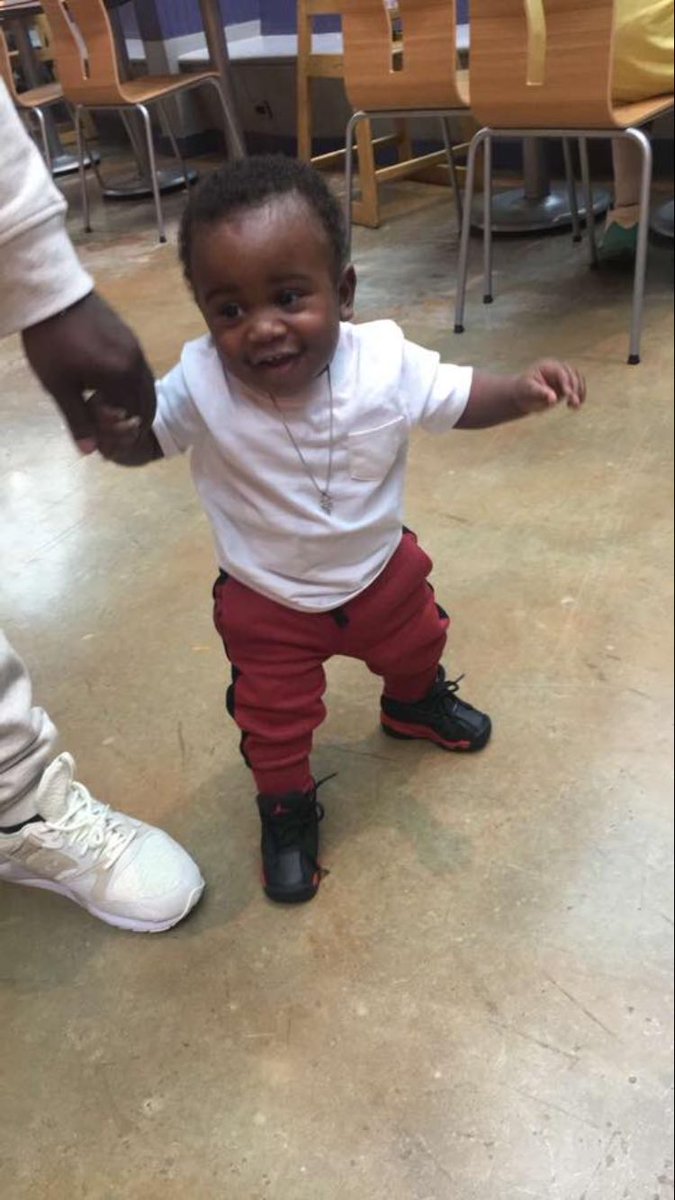 Keymoney1231's tweet photo. Happy 1st Birthday Papi 🎈💙 Tete loves you so my baby #myfirstboy #nephew/son https://t.co/eqPGB9LFmm