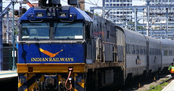 news24tvchannel's tweet photo. रेल से सफर करने वालों के लिए अच्छी खबर, सस्ता होगा टिकट #traintickets #government #mdrcharge
https://t.co/OEQDFftBrb https://t.co/0iuya4b9pO