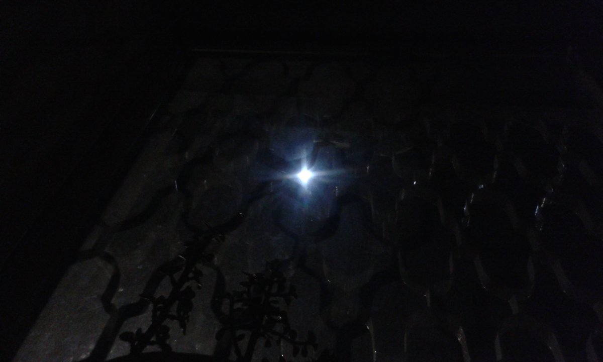 Macroturismo's tweet photo. #DeLunáticosEs
#lunasdeoctubre
#LunaLlena
#México
#CDMX
#DFoto
#Pacx https://t.co/eLoPmKZagV https://t.co/RyYCbbZEN0