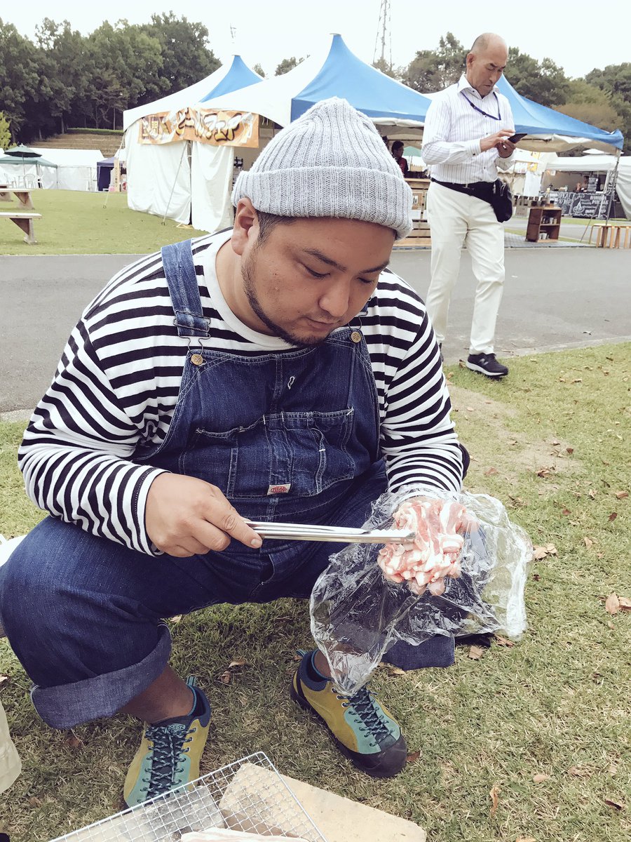 UN_JAMI's tweet photo. 誤解をまねかないように補足しますが、

LIVEにきています。 https://t.co/D3XjdkXU5W