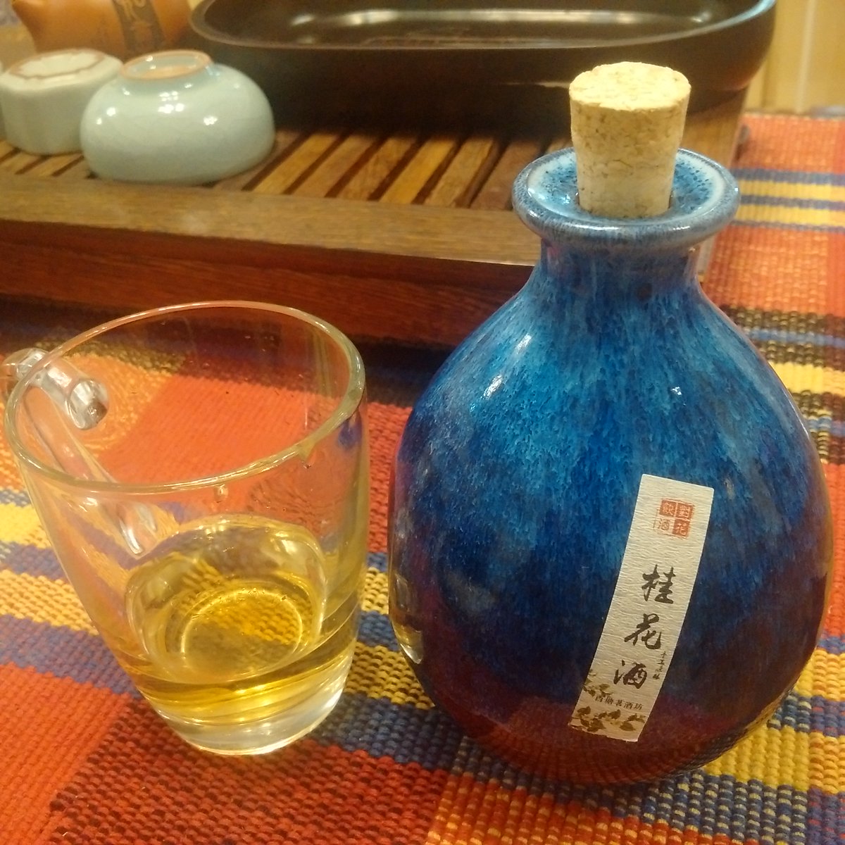 如月中天a Twitteren 买了瓶桂花酒当糖水喝